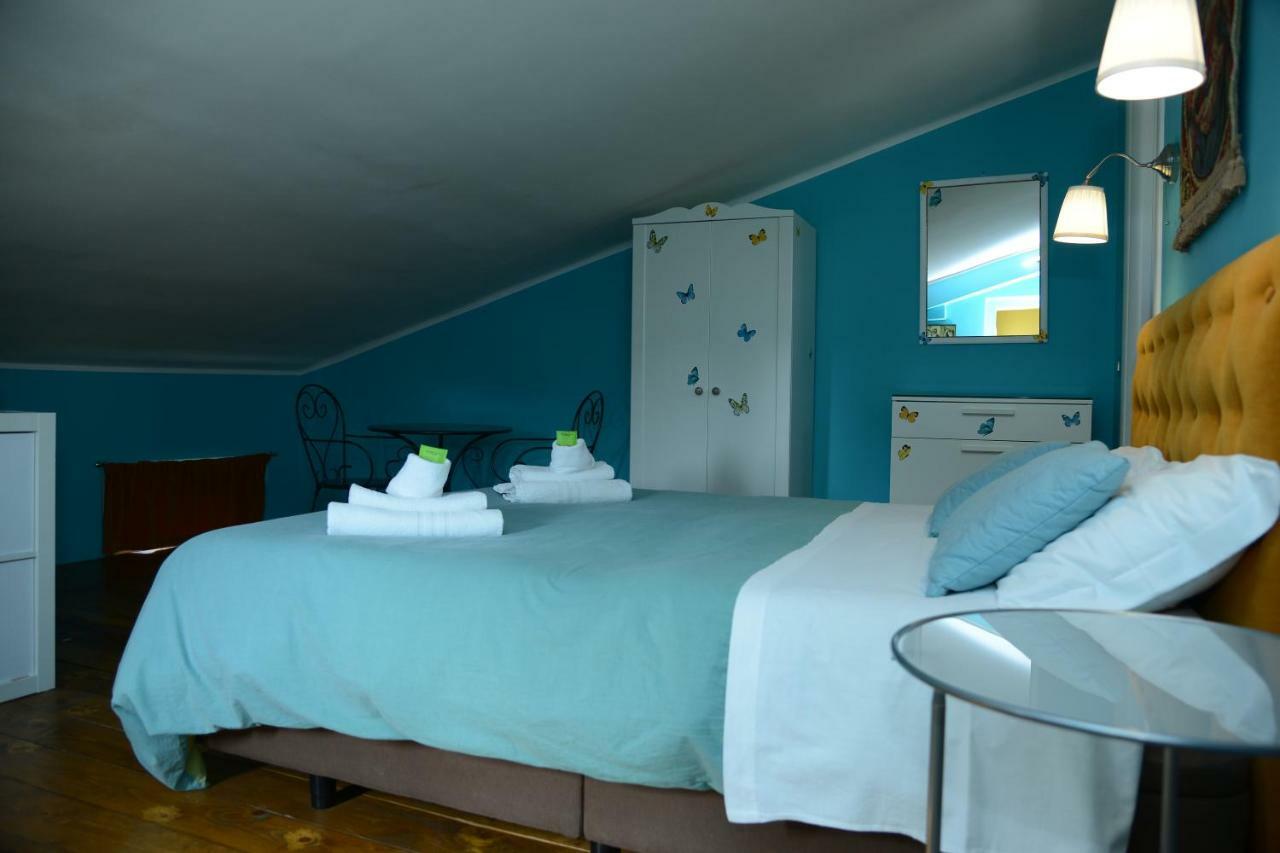 B&B Aurora Domus D'A-Mare 佩萨罗 外观 照片